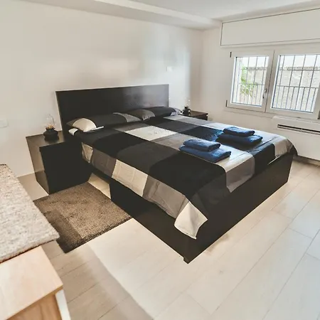 Exclusive Luxury With Private Parking * Ravenne