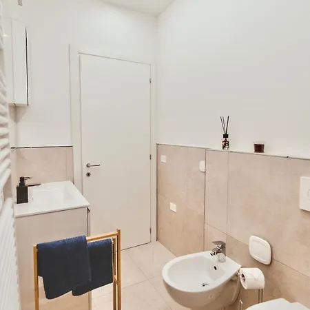Exclusive Luxury With Private Parking Ravenna